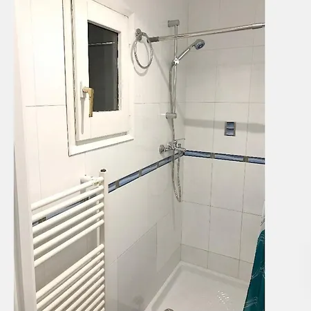 Atico, With 2 Bedrooms * Santa Coloma de Gramanet